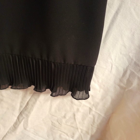 JS COLLECTIONS BLACK KNEE LENGTH PENCIL SKIRT - Picture 2 of 6